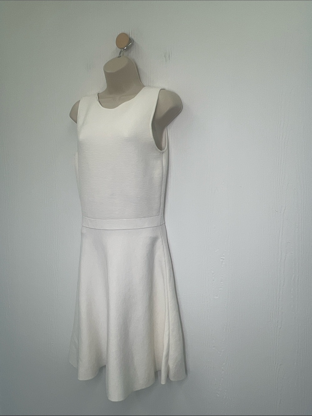 Theory - Irelia Ivory Ribbed Sleeveless Scoop Back Mini Dress Size Medium - Picture 6 of 11